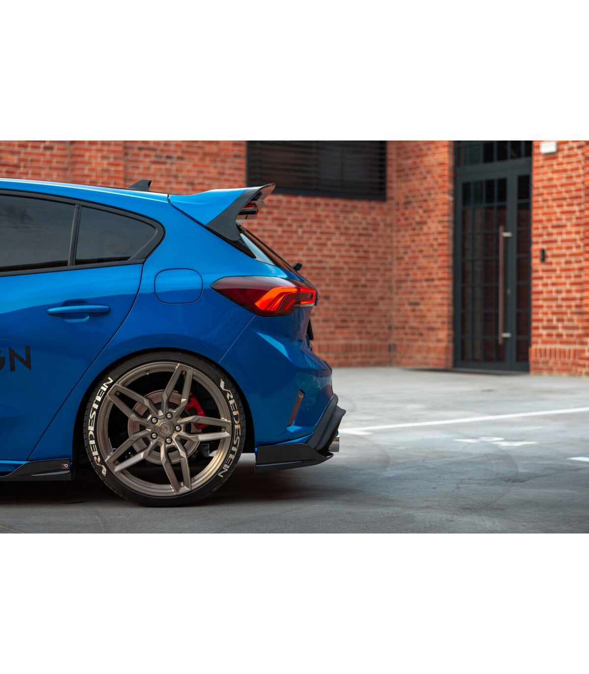 🏁 Alerón Maxton Design Ford Focus ST / ST-Line Mk4